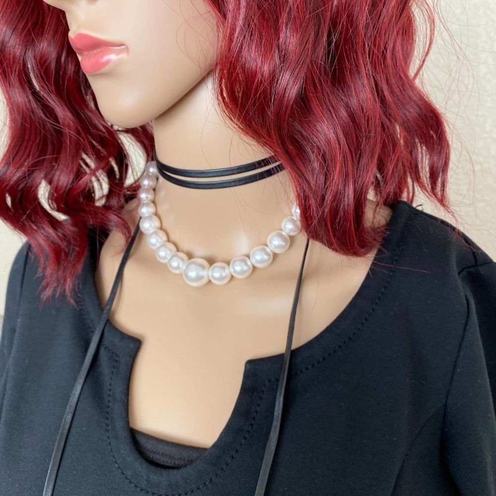 Faux Pearl Wrap Around Lariat Choker Necklace White Black EUC Classic